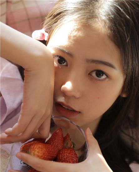 草莓樱桃丝瓜绿巨人秋葵香蕉幸福宝安卓版
